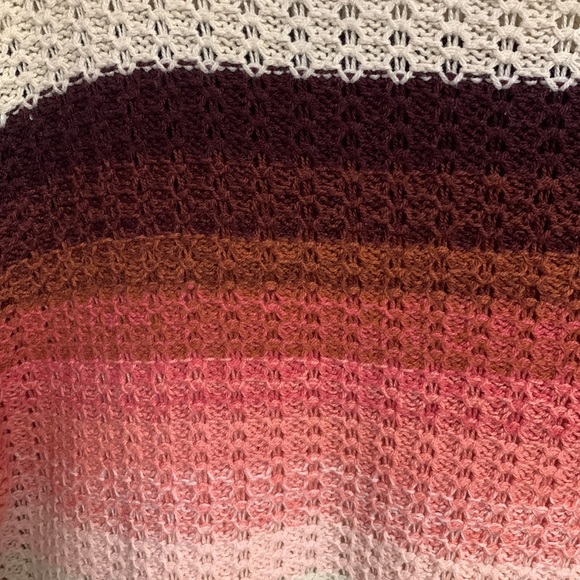 women’s Aéropostale striped sweater - Picture 3 of 3